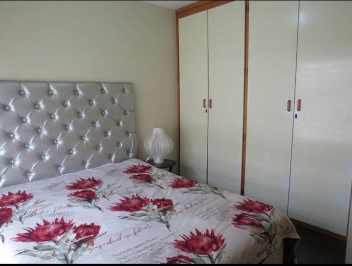 2 Bedroom Property for Sale in Langenhovenpark Free State